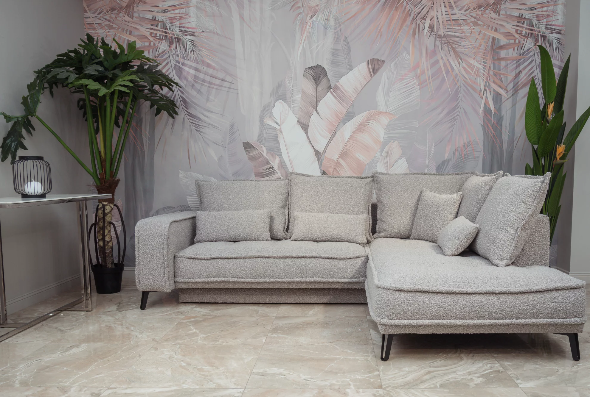 Carveli Sofa